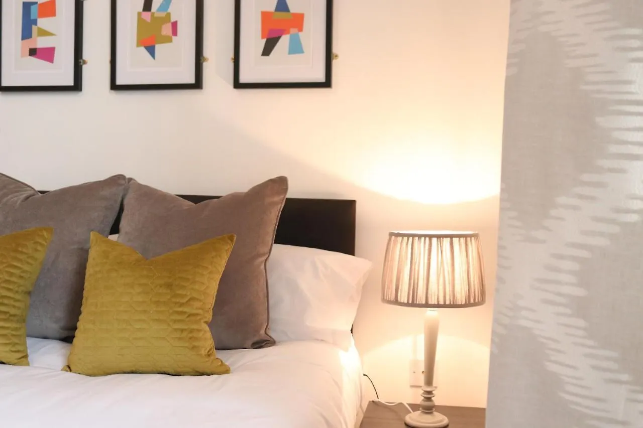 Ampthill Studios Liverpool Guest house